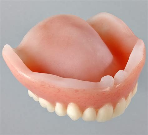 Parada Dentures 